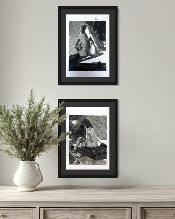 Dual Silhouette Women